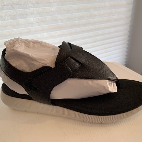 NWT Naturalizer leather Lincoln sandal - Picture 1 of 5